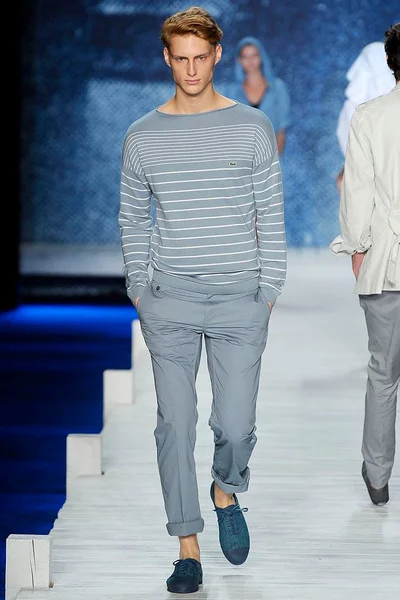 Look 34